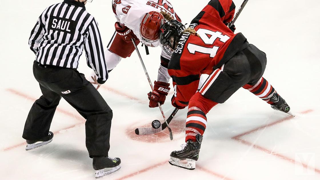 How to Become a Hockey Referee or Official